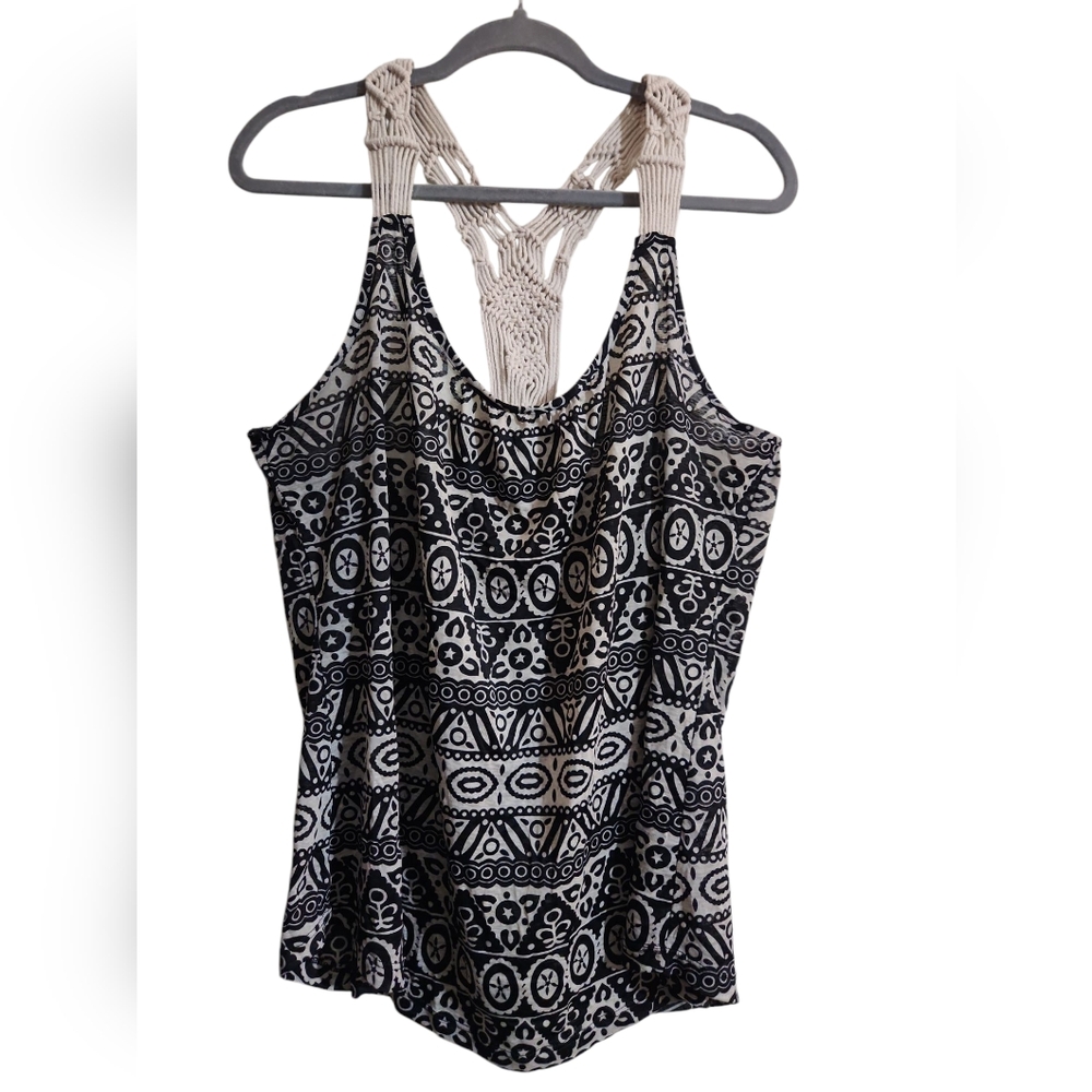 Libian Crochet Tank